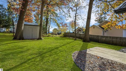 Tiny photo for 112 Iroquois Place, Cadillac, MI 49601 (MLS # 1939996)