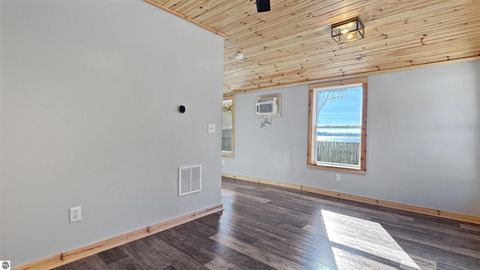 Tiny photo for 112 Iroquois Place, Cadillac, MI 49601 (MLS # 1939996)