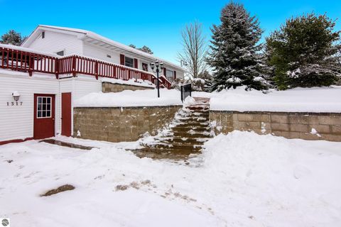 Tiny photo for 1317 E Wexford Avenue, Buckley, MI 49620 (MLS # 1941107)