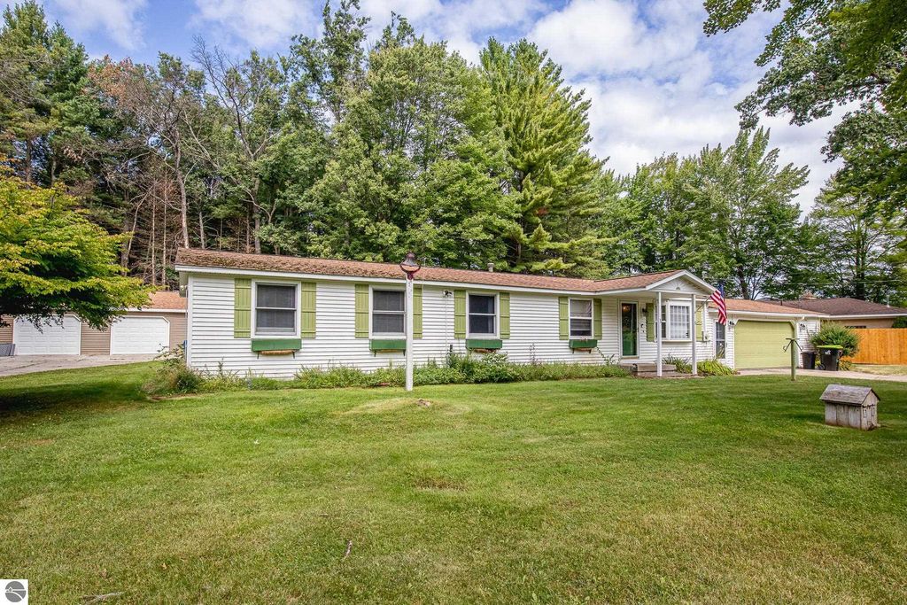 Photo of 6771 Clearbrook Drive, St Helen, MI 48656 (MLS # 1938307)