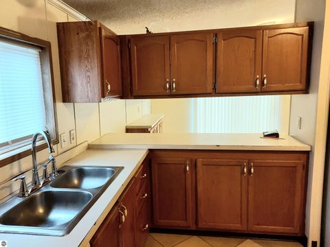 Tiny photo for 2377 Friendship Drive, Traverse City, MI 49686 (MLS # 1941338)