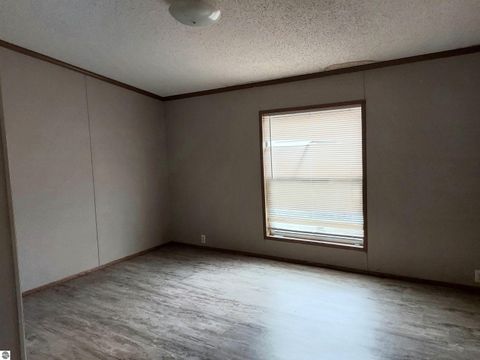 Tiny photo for 2377 Friendship Drive, Traverse City, MI 49686 (MLS # 1941338)