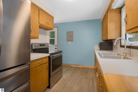 Tiny photo for 5813 Pennington Drive, Beulah, MI 49617 (MLS # 1941310)