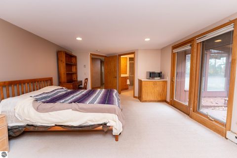 Tiny photo for 1326 Tomah Drive, Mt Pleasant, MI 48858 (MLS # 1940383)