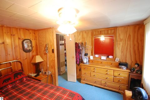 Tiny photo for 9088 Sunshine Drive, St Helen, MI 48656 (MLS # 1939952)