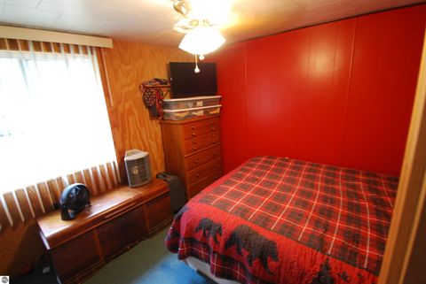 Tiny photo for 9088 Sunshine Drive, St Helen, MI 48656 (MLS # 1939952)