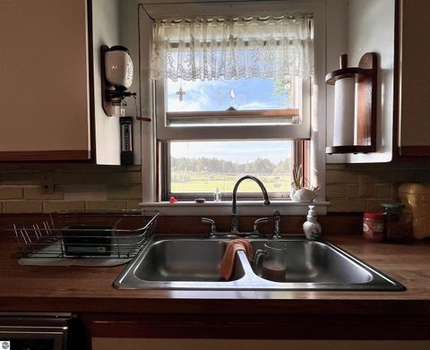 Tiny photo for 3700 Red School Road, Kingsley, MI 49649 (MLS # 1940926)