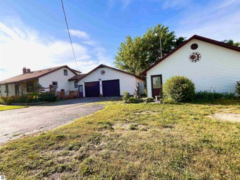 Tiny photo for 3700 Red School Road, Kingsley, MI 49649 (MLS # 1940926)