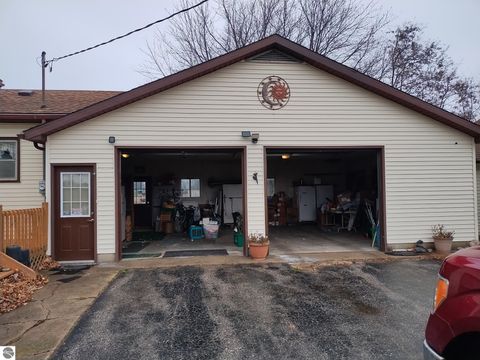 Tiny photo for 3700 Red School Road, Kingsley, MI 49649 (MLS # 1940926)