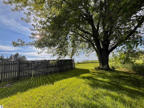 Tiny photo for 3700 Red School Road, Kingsley, MI 49649 (MLS # 1940926)