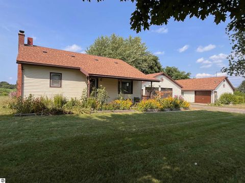 Tiny photo for 3700 Red School Road, Kingsley, MI 49649 (MLS # 1940002)