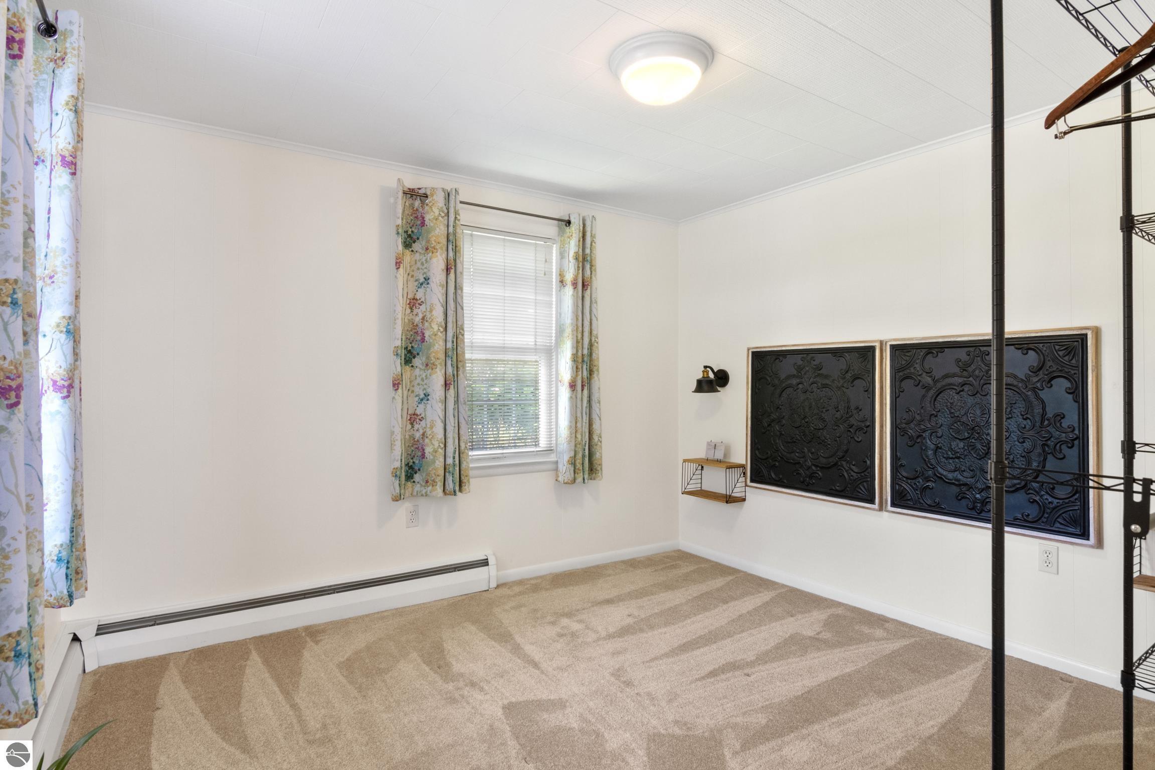 Charlevoix, Michigan 49720, United States, 2 Bedrooms Bedrooms, ,1 BathroomBathrooms,Residential,Active,168699