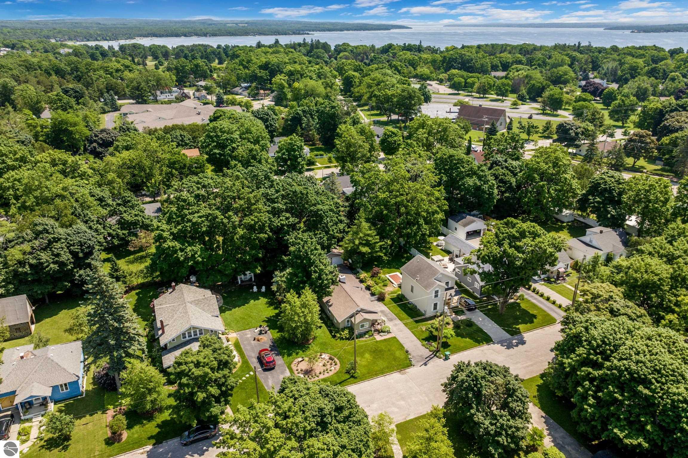 Charlevoix, Michigan 49720, United States, 2 Bedrooms Bedrooms, ,1 BathroomBathrooms,Residential,Active,168699