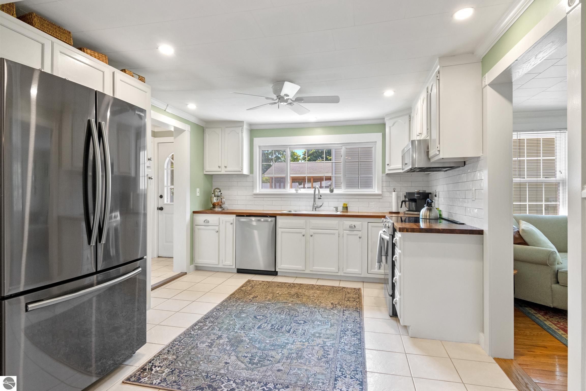 Charlevoix, Michigan 49720, United States, 2 Bedrooms Bedrooms, ,1 BathroomBathrooms,Residential,Active,168699