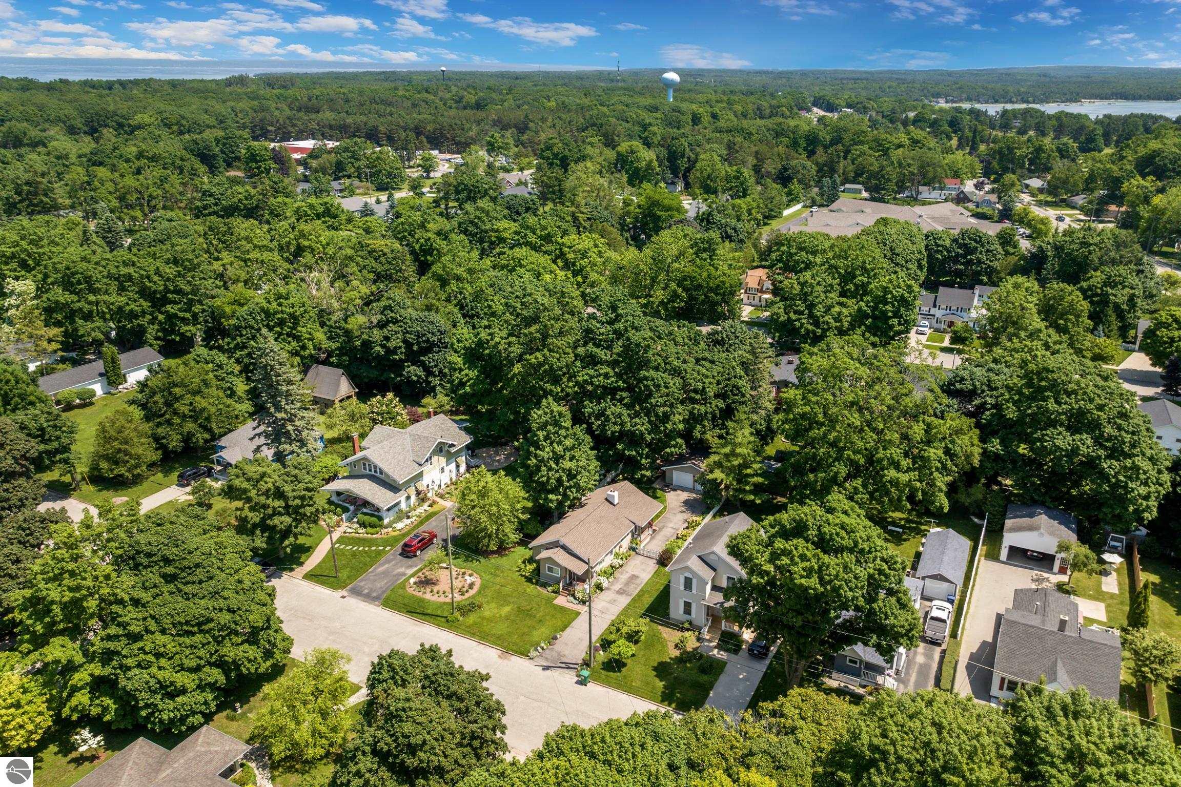 Charlevoix, Michigan 49720, United States, 2 Bedrooms Bedrooms, ,1 BathroomBathrooms,Residential,Active,168699