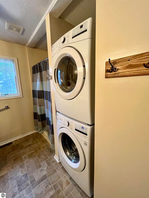 Tiny photo for 2427 Montgomery Road, Bellaire, MI 49615 (MLS # 1940487)