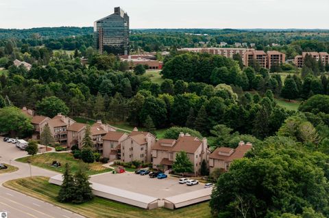 Tiny photo for 5558 Golfview Court, Williamsburg, MI 49690 (MLS # 1940689)