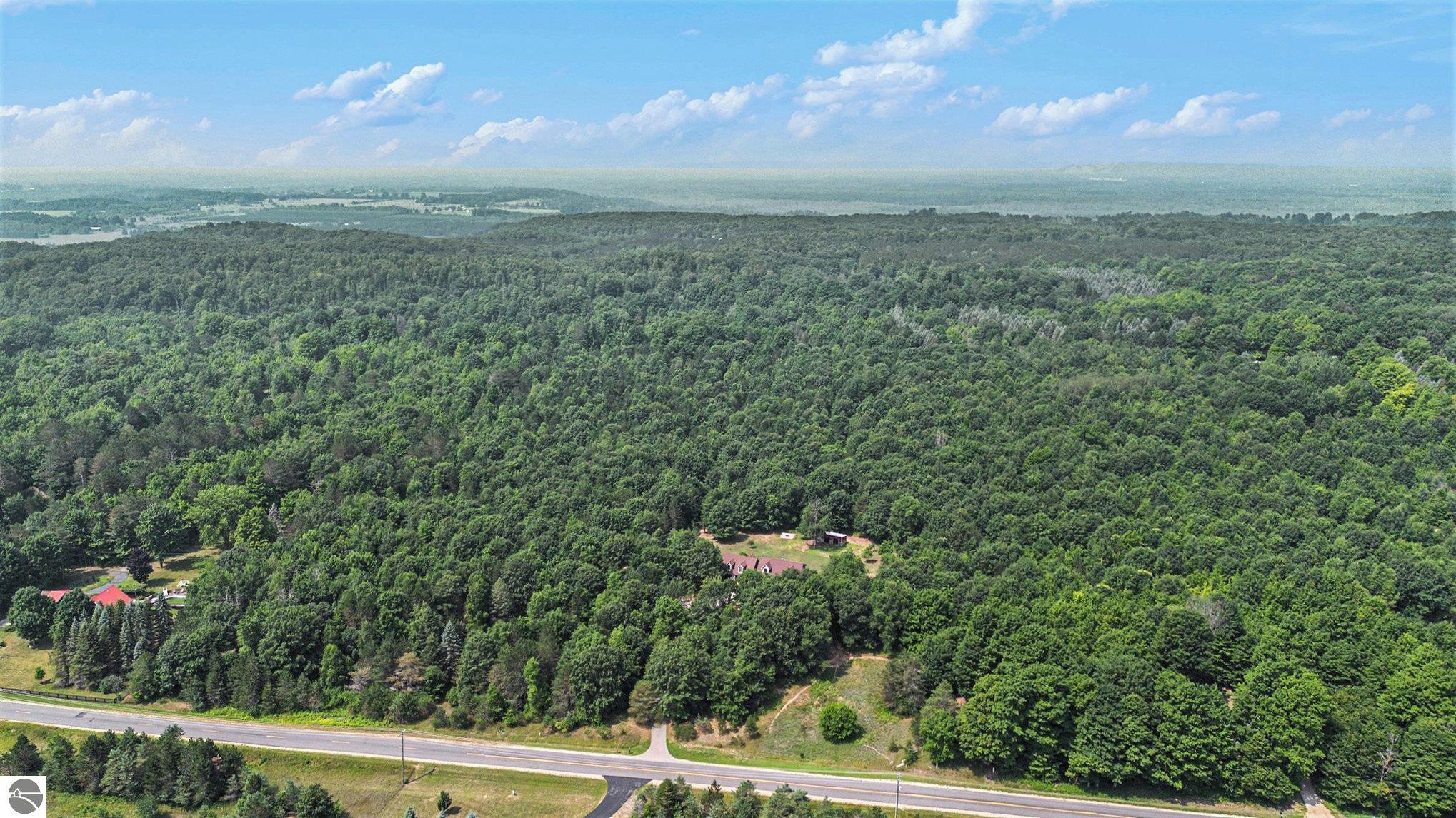 Copemish, Michigan 49625, United States, 3 Bedrooms Bedrooms, ,4 BathroomsBathrooms,Residential,Pending,180350