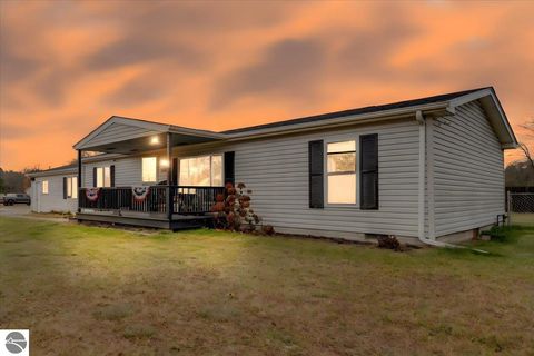 Photo of 3265 Ash Avenue, Lupton, MI 48635 (MLS # 1940677)