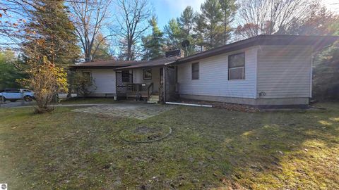 Tiny photo for 971 Wintergreen, East Tawas, MI 48730 (MLS # 1940594)
