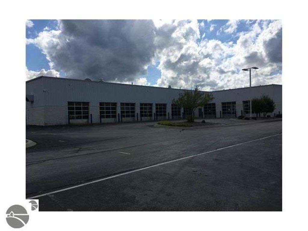 Photo of 3566 N US-31 S, Traverse City, MI 49684 (MLS # 1927633)