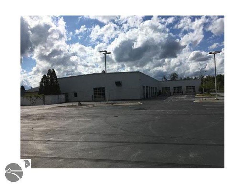 Photo of 3566 N US-31 S, Traverse City, MI 49684 (MLS # 1927633)