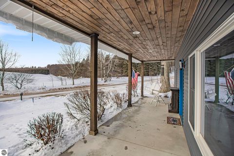 Tiny photo for 23736 110th Avenue, Tustin, MI 49688 (MLS # 1941297)
