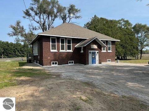 Tiny photo for 7038 W Blanchard Road, Blanchard, MI 49310 (MLS # 1940889)