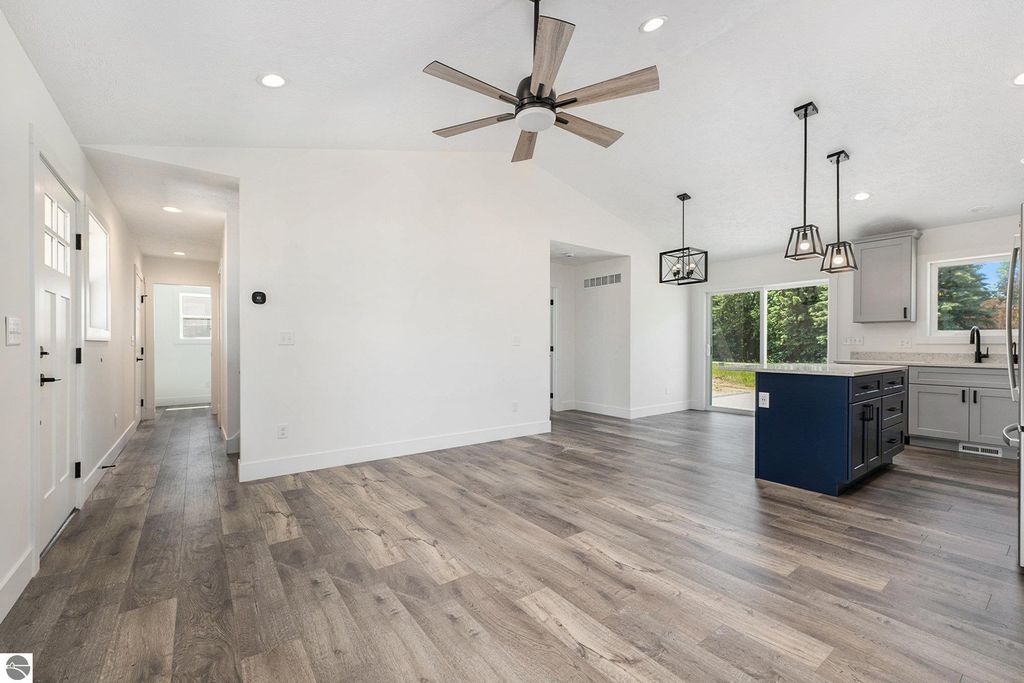 Photo of 4712 Owl View Drive, Traverse City, MI 49685 (MLS # 1939593)
