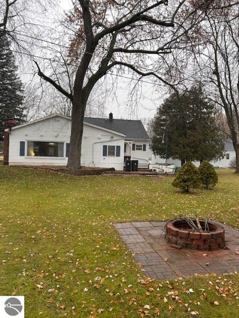 Tiny photo for 108 Davis Street, St Louis, MI 48880 (MLS # 1940830)