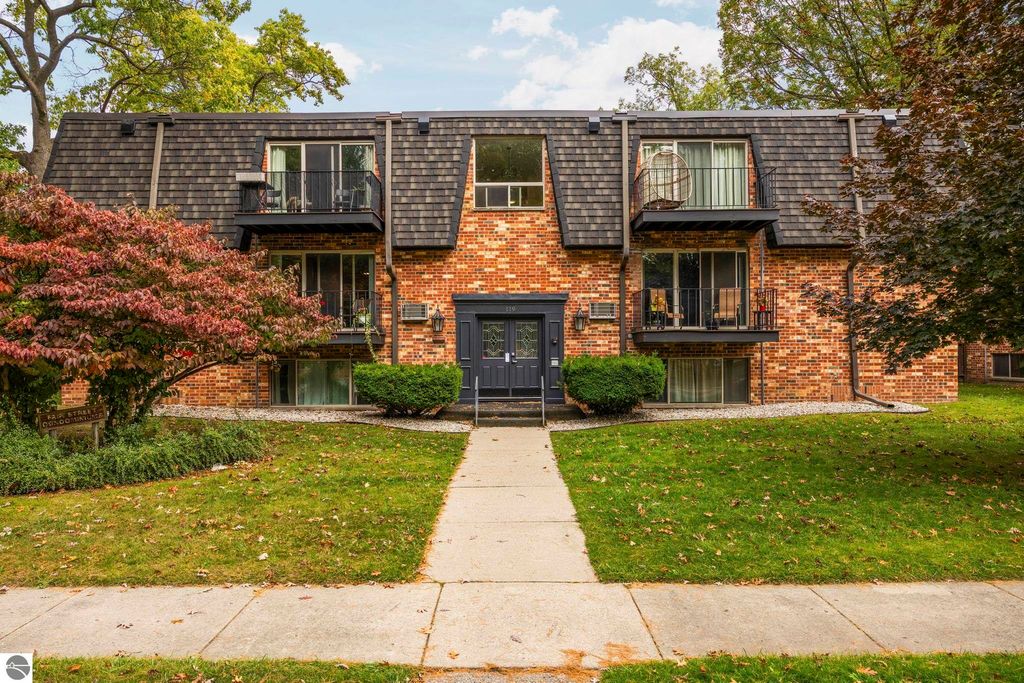 Photo of 119 Fair Street #5, Traverse City, MI 49686 (MLS # 1939724)