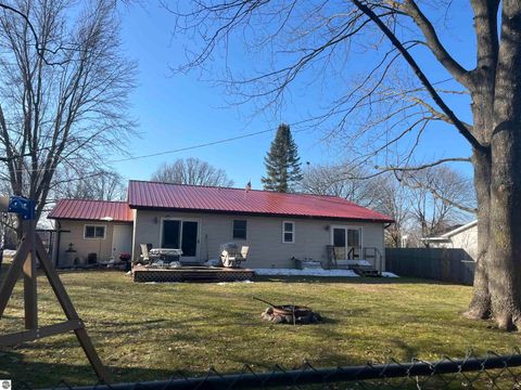 Tiny photo for 8049 S Federal Road, Shepherd, MI 48883 (MLS # 1941343)