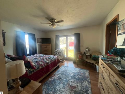 Tiny photo for 8049 S Federal Road, Shepherd, MI 48883 (MLS # 1941343)