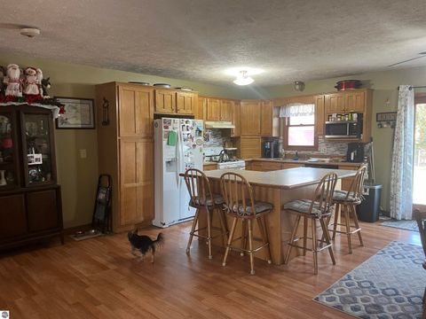 Tiny photo for 8049 S Federal Road, Shepherd, MI 48883 (MLS # 1941343)