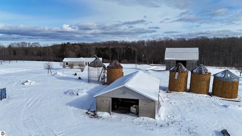 Tiny photo for 5717 N Overlook Road, Northport, MI 49670 (MLS # 1941179)