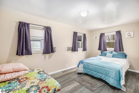 Tiny photo for 8142 W 32 Road, Harrietta, MI 49638 (MLS # 1939769)