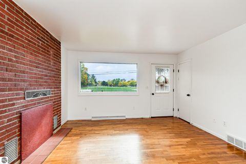 Tiny photo for 520 Orchard, Alma, MI 48801 (MLS # 1939838)