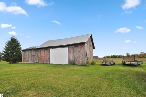 Tiny photo for 3626 90th Avenue, Evart, MI 49631 (MLS # 1939735)