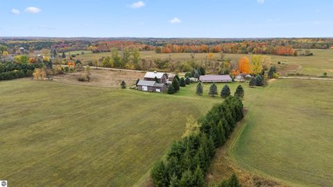 Tiny photo for 3626 90th Avenue, Evart, MI 49631 (MLS # 1939735)