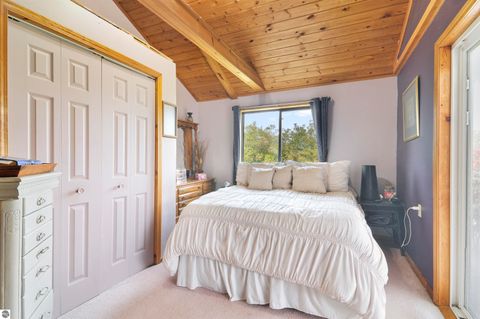 Tiny photo for 3626 90th Avenue, Evart, MI 49631 (MLS # 1939735)