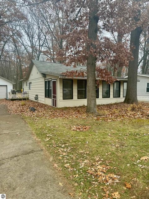 Tiny photo for 1268 N Clare Avenue, Harrison, MI 48625 (MLS # 1940555)