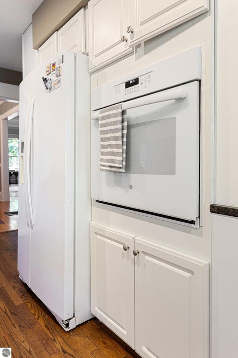 Tiny photo for 423 Fifth Street, Traverse City, MI 49684 (MLS # 1940212)