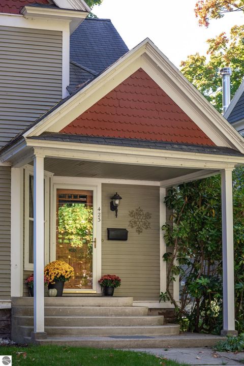 Tiny photo for 423 Fifth Street, Traverse City, MI 49684 (MLS # 1940212)