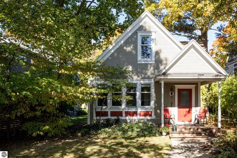 Tiny photo for 423 Fifth Street, Traverse City, MI 49684 (MLS # 1940212)