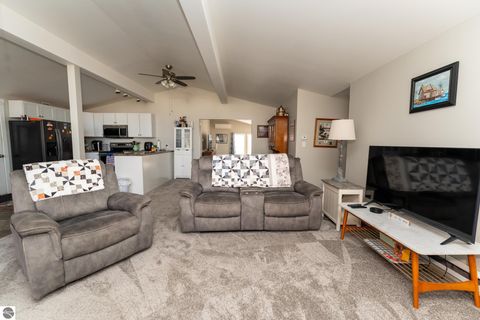 Tiny photo for 1053 Circle Drive, Lake Isabella, MI 48893 (MLS # 1940882)