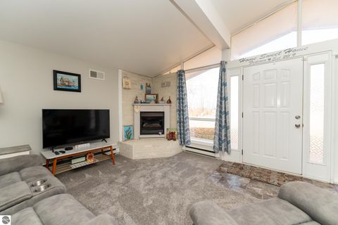 Tiny photo for 1053 Circle Drive, Lake Isabella, MI 48893 (MLS # 1940882)