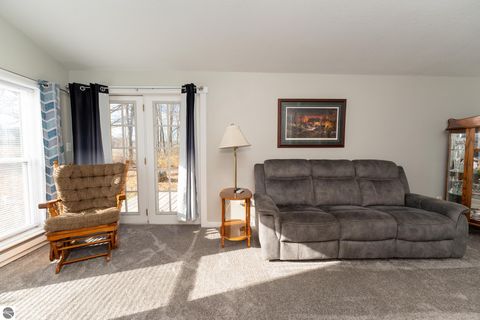 Tiny photo for 1053 Circle Drive, Lake Isabella, MI 48893 (MLS # 1940882)