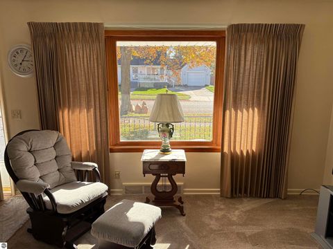 Tiny photo for 1618 Loraine Avenue, Lansing, MI 48910 (MLS # 1939995)