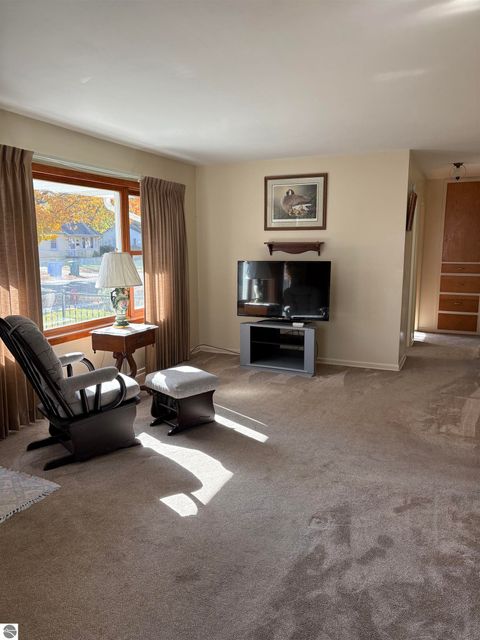 Tiny photo for 1618 Loraine Avenue, Lansing, MI 48910 (MLS # 1939995)