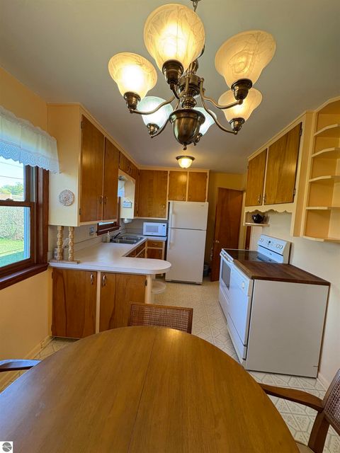 Tiny photo for 1618 Loraine Avenue, Lansing, MI 48910 (MLS # 1939995)